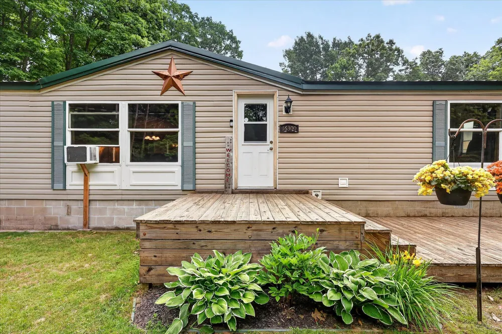 16300 Myers Lake Avenue NE Nelson Township, MI 49343