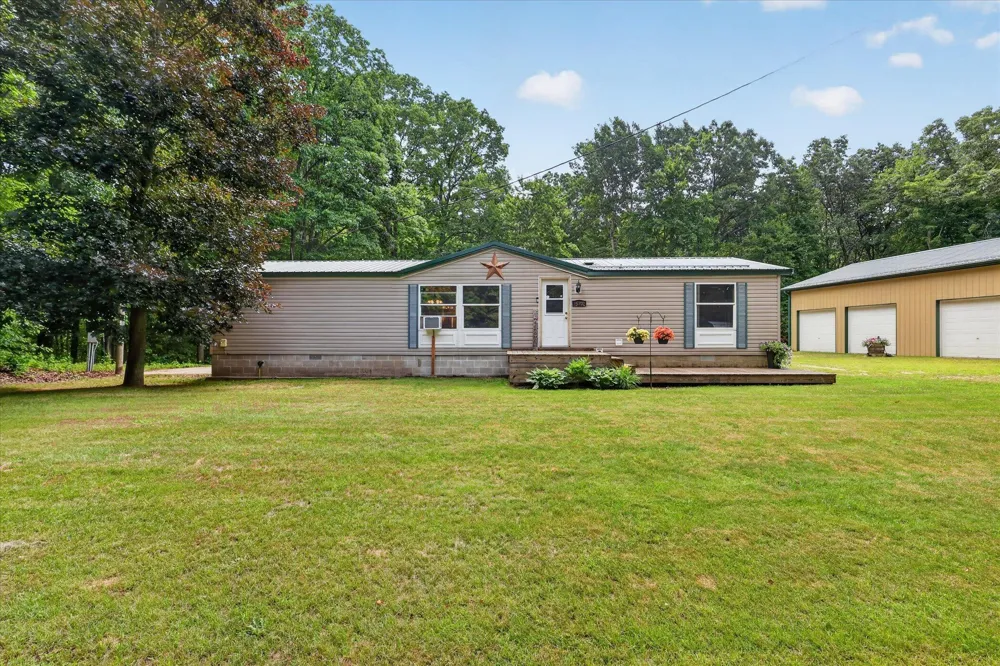 16300 Myers Lake Avenue NE Nelson Township, MI 49343