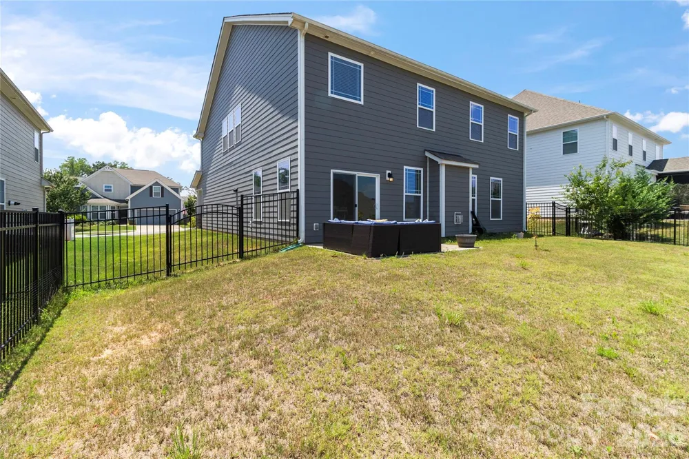 2011 Saddlebred Drive Iron Station, NC 28080