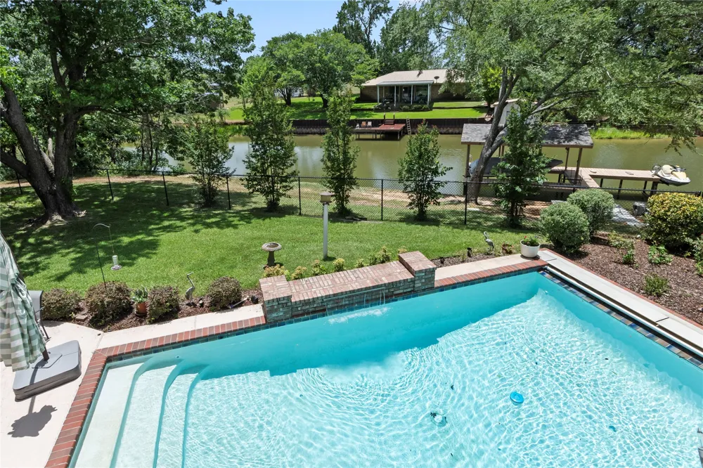 102 Foster Ranch Road Trinidad, TX 75163