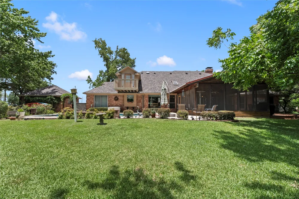 102 Foster Ranch Road Trinidad, TX 75163