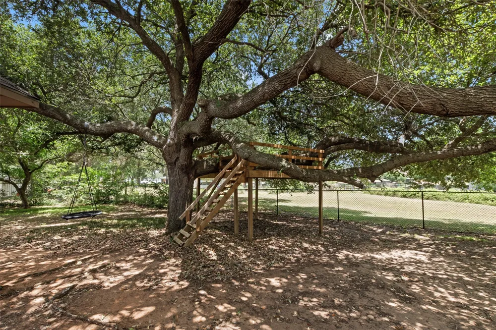 102 Foster Ranch Road Trinidad, TX 75163