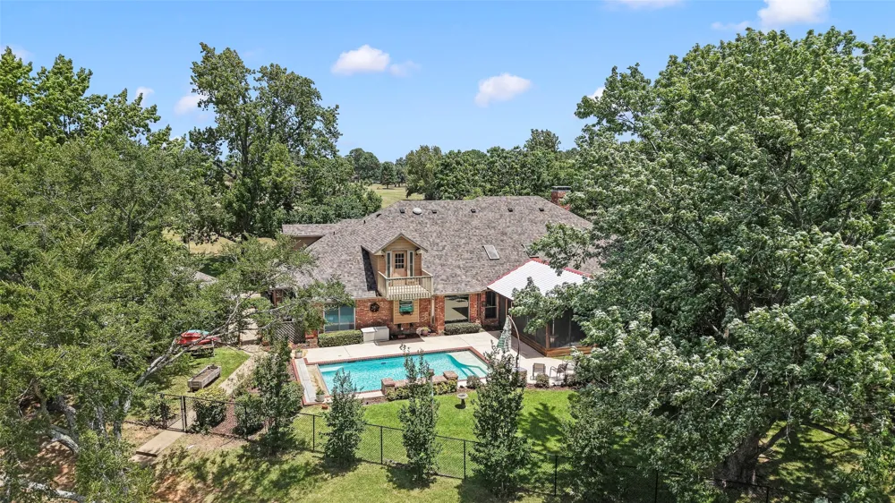 102 Foster Ranch Road Trinidad, TX 75163