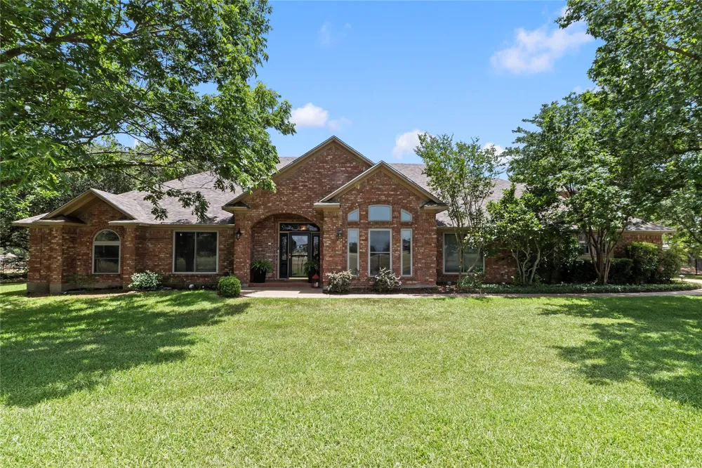 102 Foster Ranch Road Trinidad, TX 75163