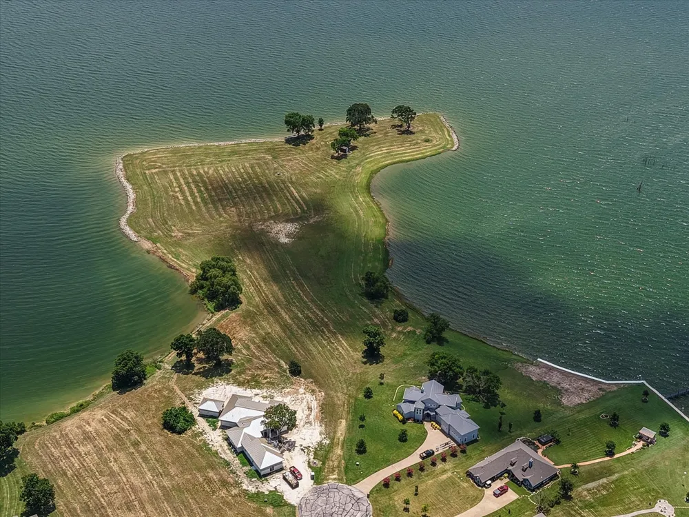 Moonlight Point Corsicana, TX 75109