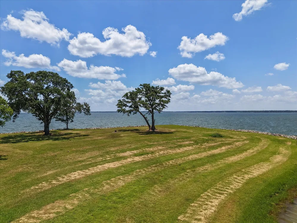 Moonlight Point Corsicana, TX 75109