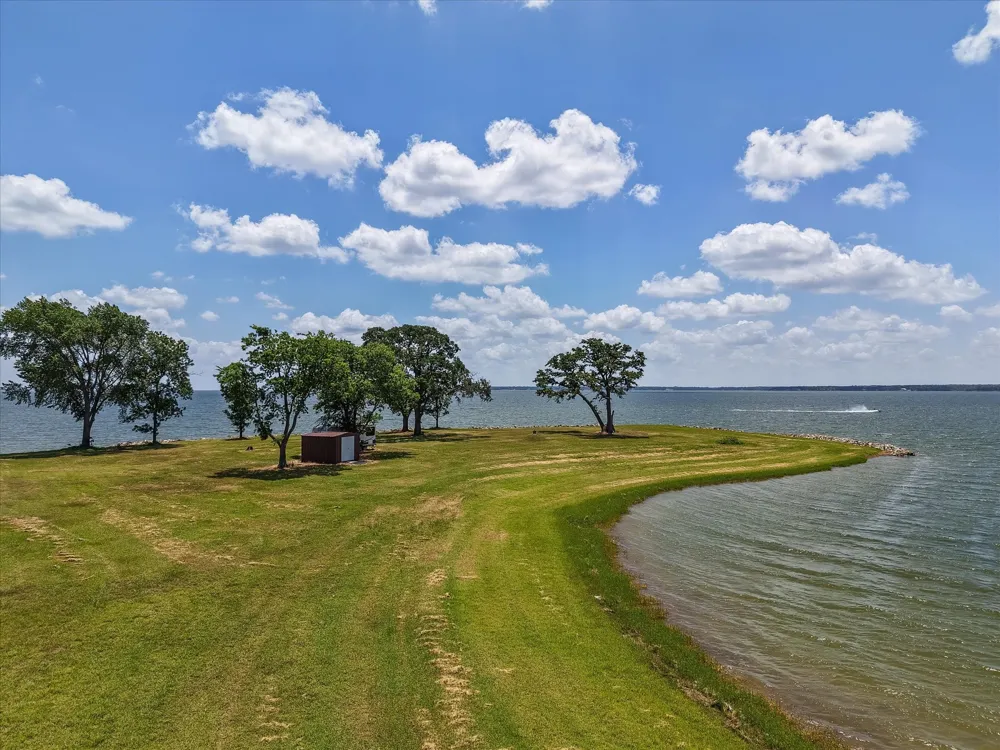 Moonlight Point Corsicana, TX 75109