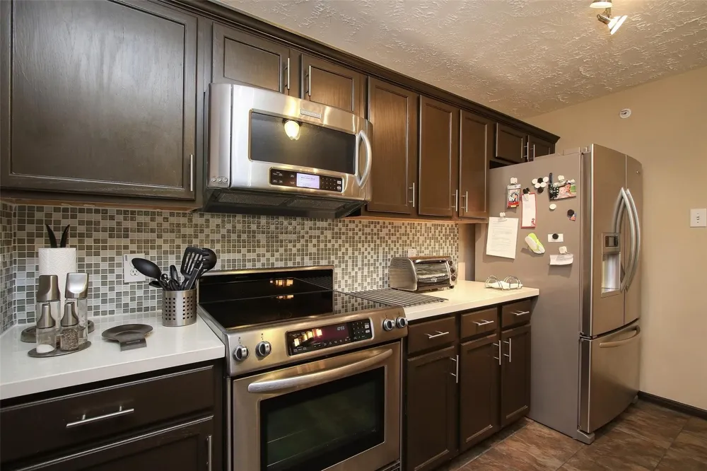 8051 Bay Branch Drive #323 The Woodlands, TX 77382