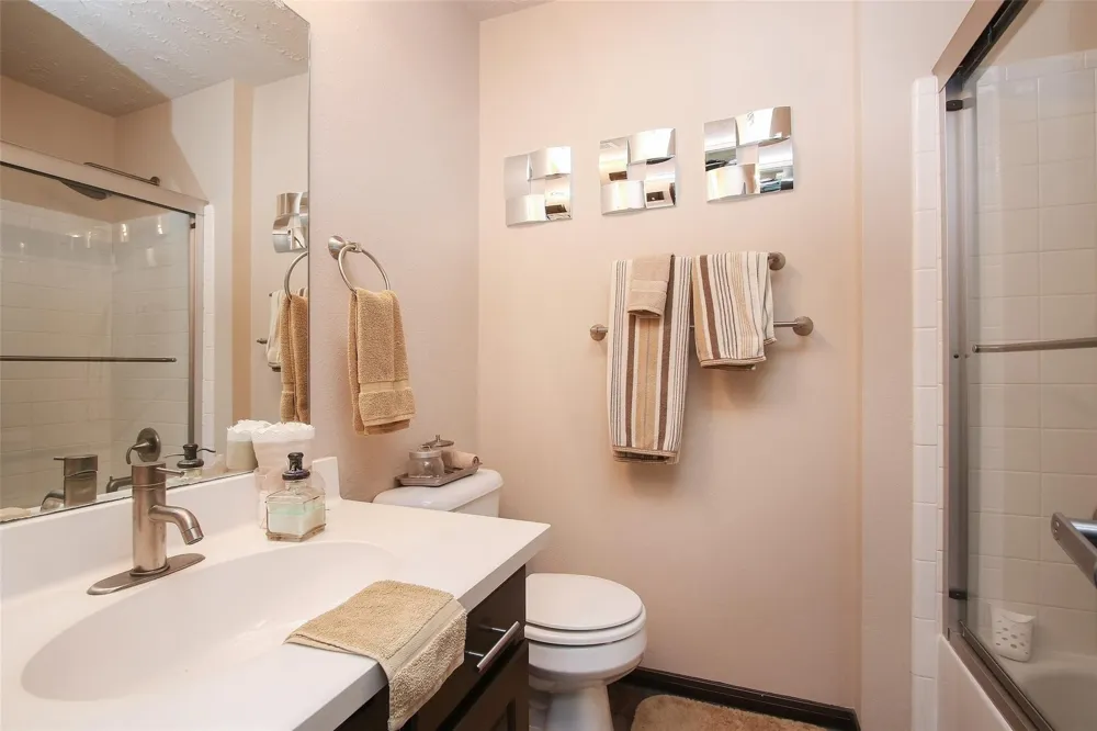 8051 Bay Branch Drive #323 The Woodlands, TX 77382