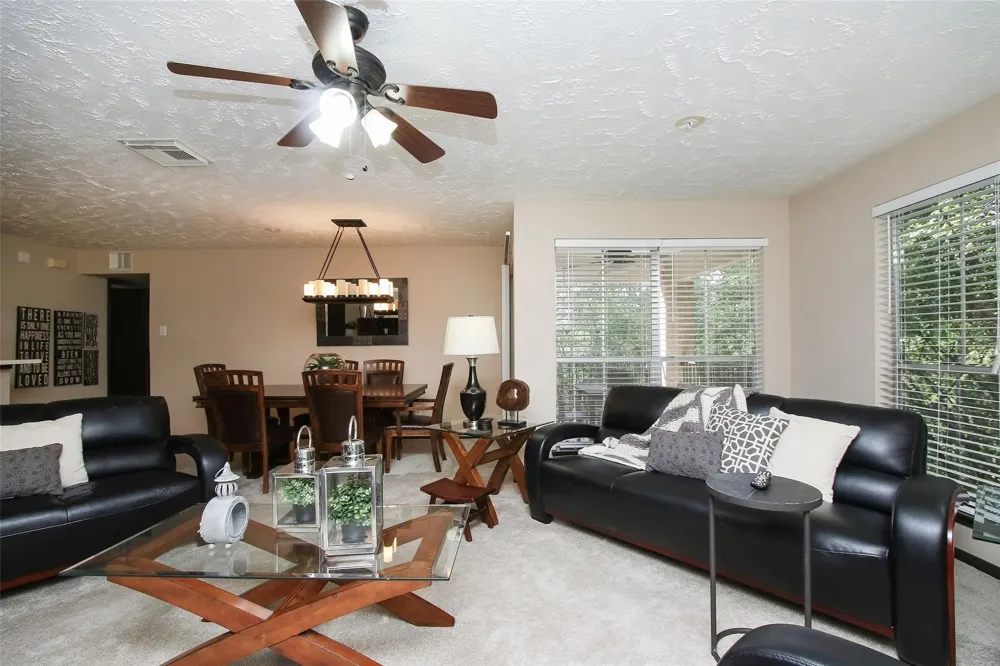 8051 Bay Branch Drive #323 The Woodlands, TX 77382
