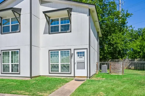 3345 Lodgepole Circle