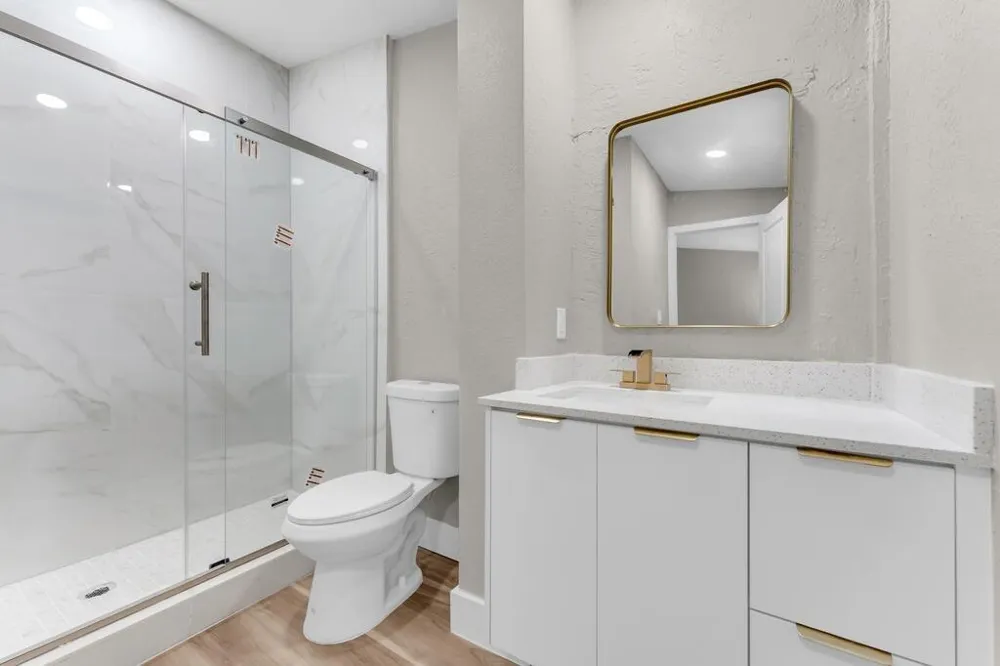 4281 NW 76th Avenue Davie, FL 33328