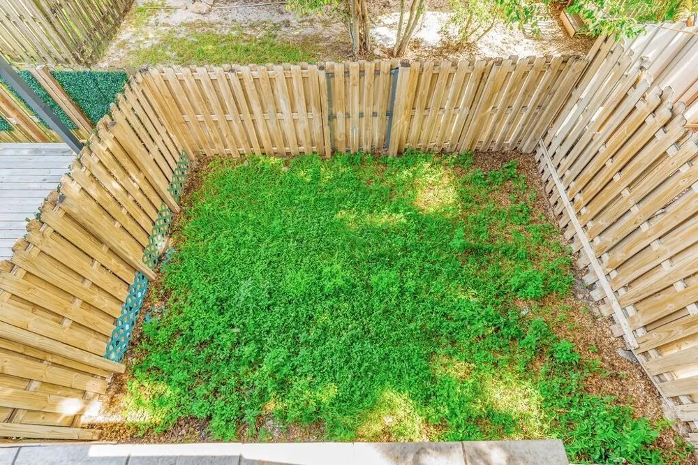 4281 NW 76th Avenue Davie, FL 33328