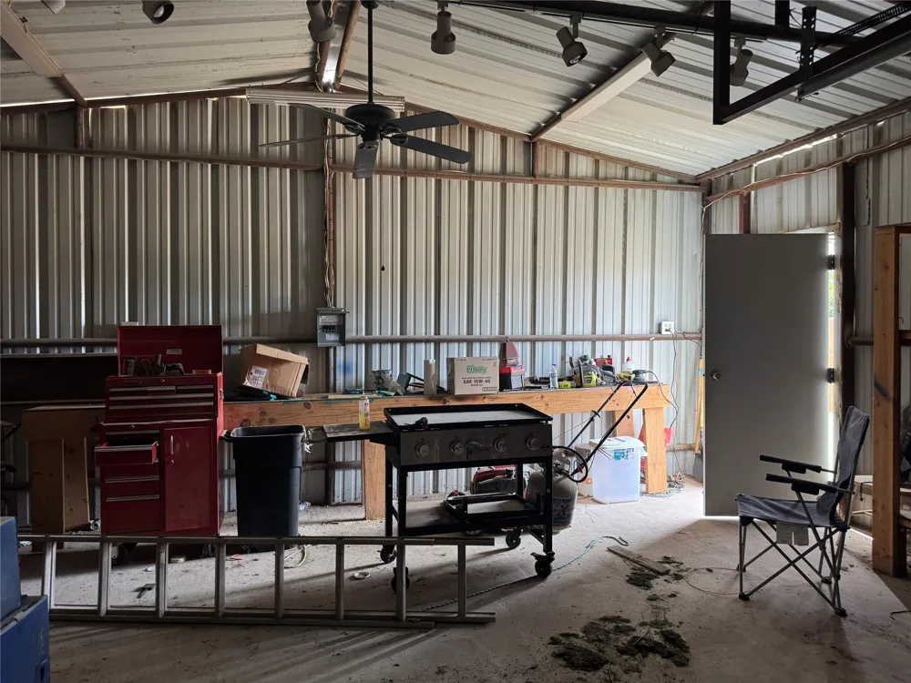 701 NE 3rd Street Knox City, TX 79529