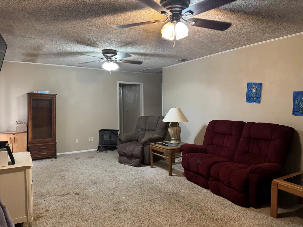 701 NE 3rd Street Knox City, TX 79529