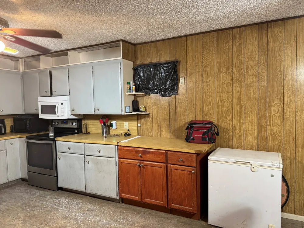 701 NE 3rd Street Knox City, TX 79529