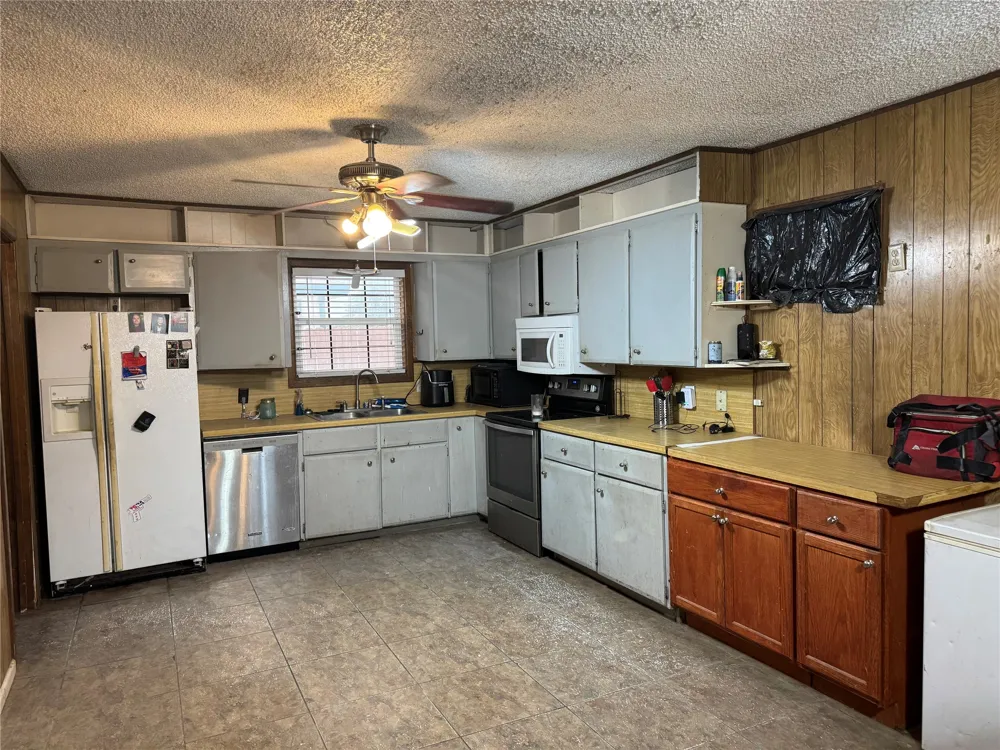 701 NE 3rd Street Knox City, TX 79529