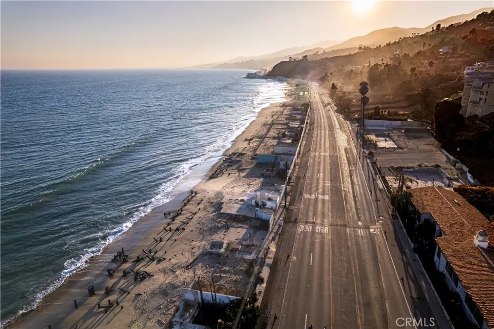21332 Pacific Coast Highway Malibu, CA 90265