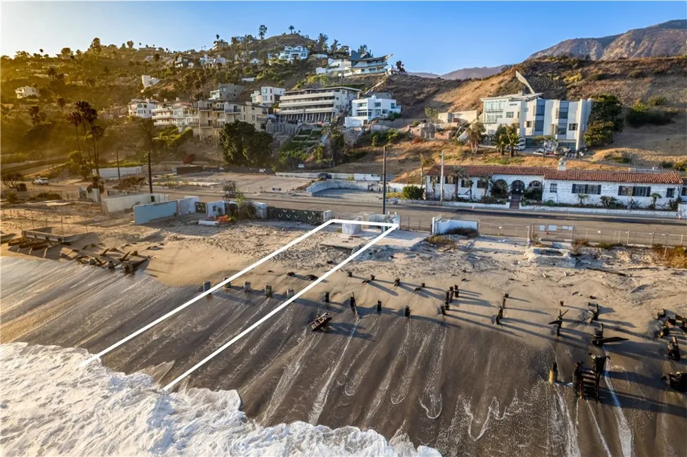 21332 Pacific Coast Highway Malibu, CA 90265