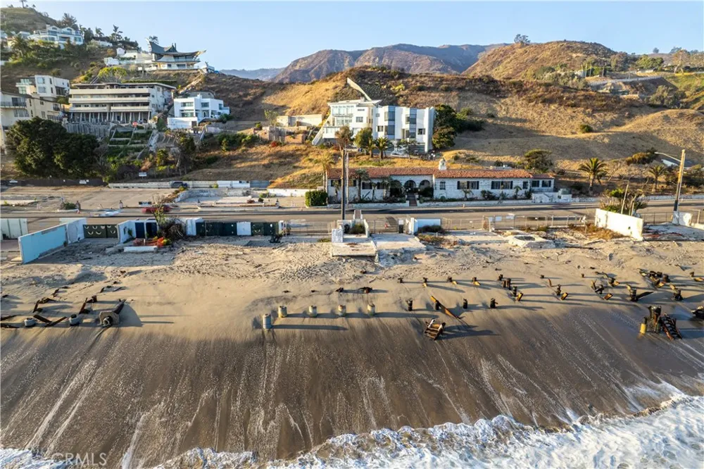 21332 Pacific Coast Highway Malibu, CA 90265