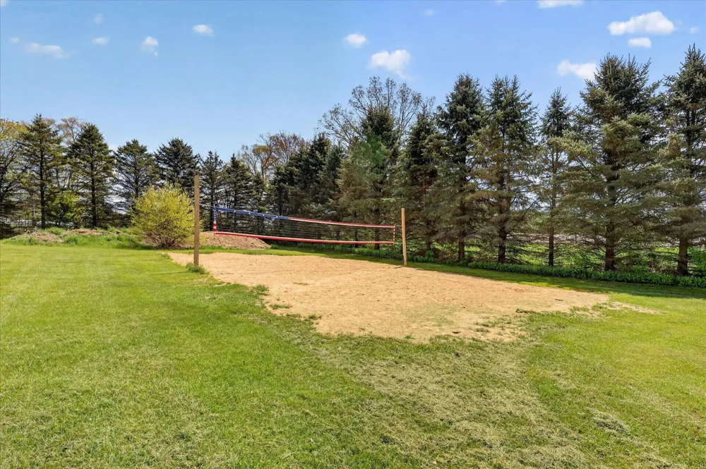 261 19 Mile Road NE Cedar Springs, MI 49319