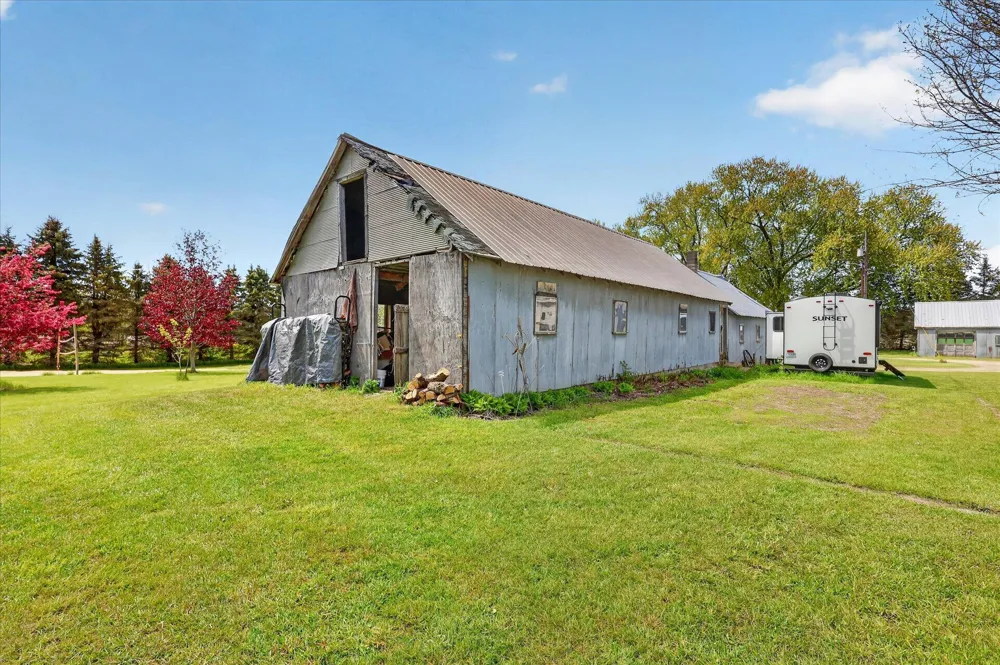 261 19 Mile Road NE Cedar Springs, MI 49319