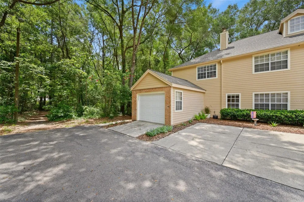 5261 SW 97TH DRIVE Gainesville, FL 32608
