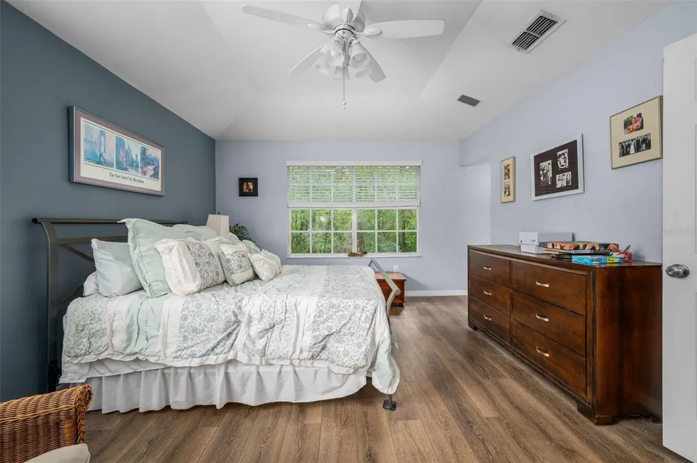 5261 SW 97TH DRIVE Gainesville, FL 32608