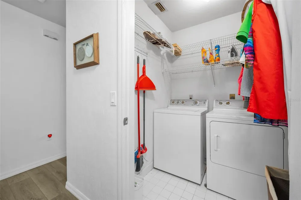 5261 SW 97TH DRIVE Gainesville, FL 32608