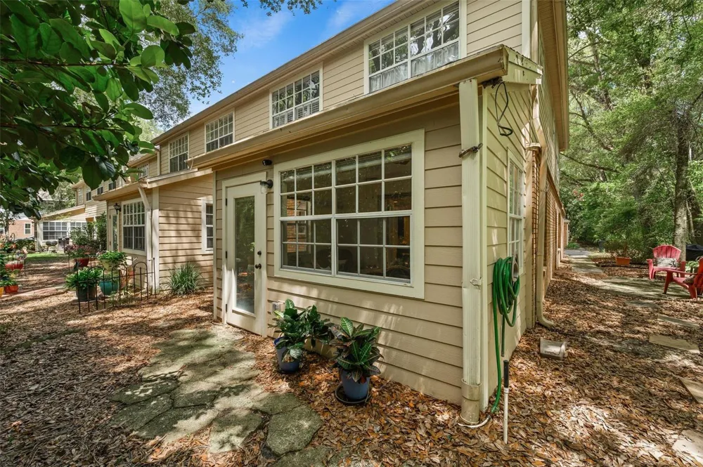 5261 SW 97TH DRIVE Gainesville, FL 32608
