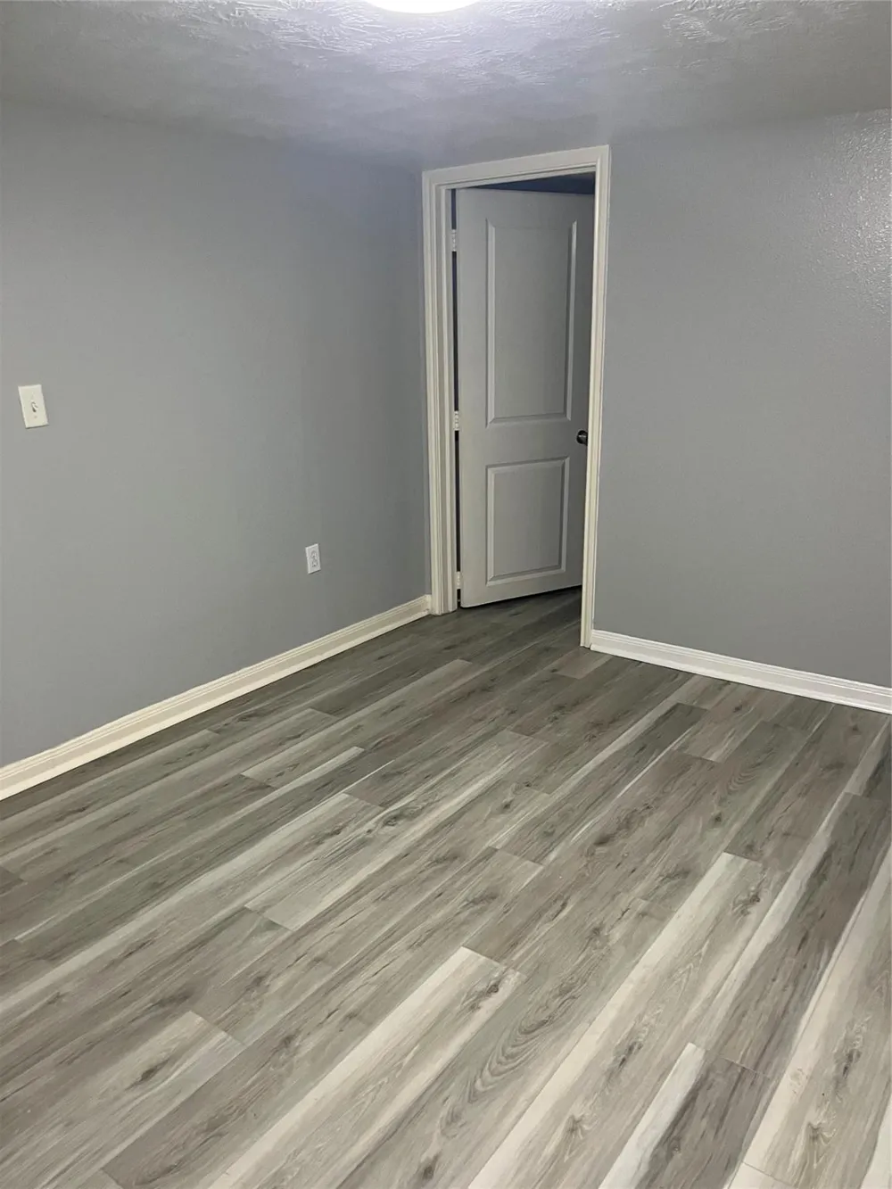 2721 Virginia Street Baytown, TX 77520