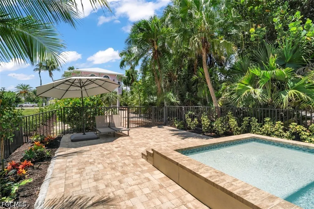 Captiva Drive Captiva, FL 33924