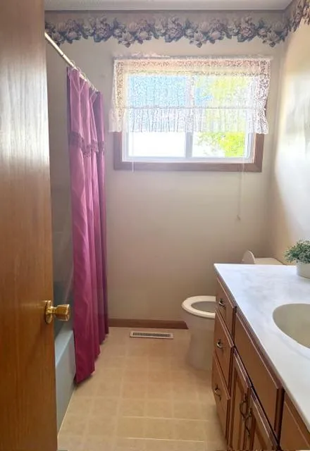 22532 330th Avenue Badger, MN 56714