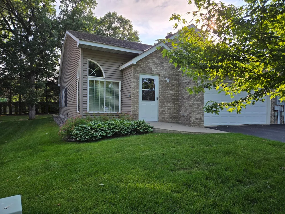 19136 Concord Court NW Elk River, MN 55330