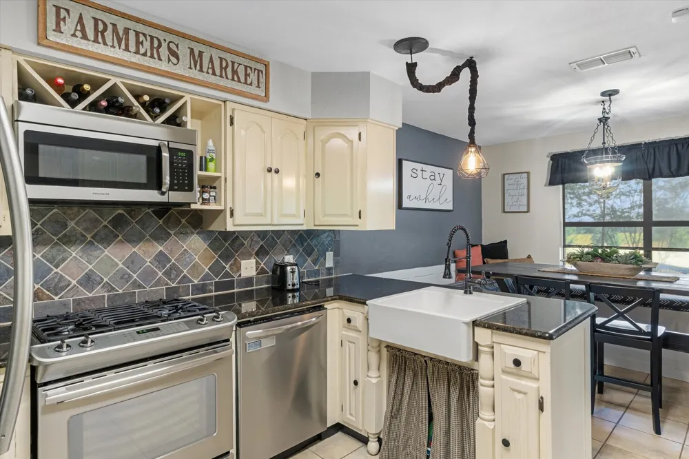 838 Vz County Road 4404 Ben Wheeler, TX 75754