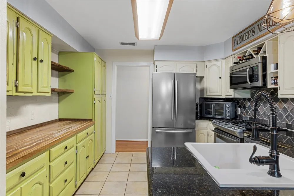 838 Vz County Road 4404 Ben Wheeler, TX 75754