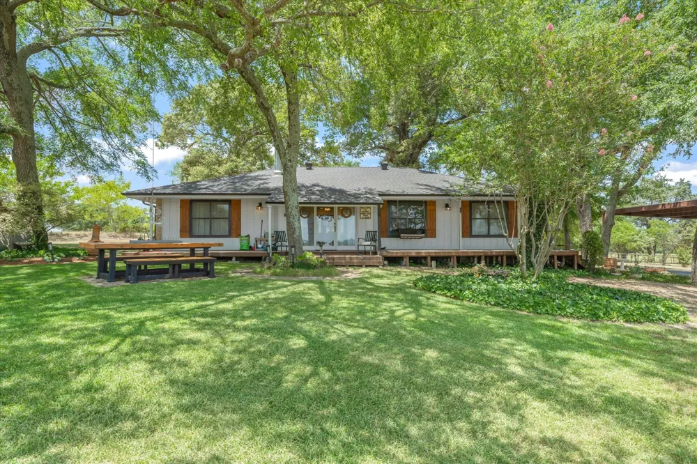 838 Vz County Road 4404 Ben Wheeler, TX 75754
