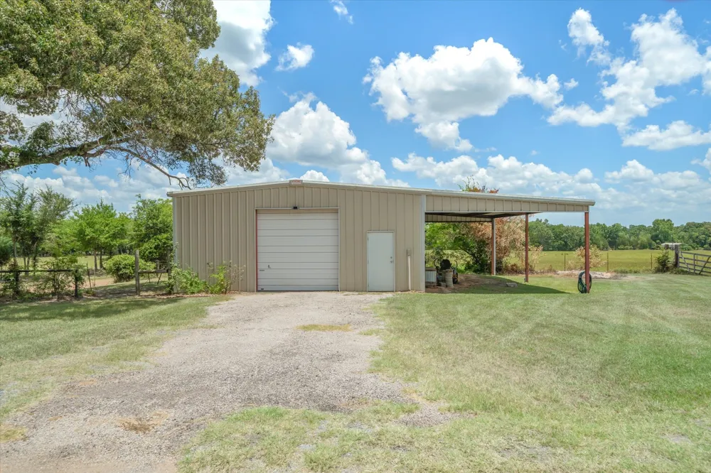 838 Vz County Road 4404 Ben Wheeler, TX 75754
