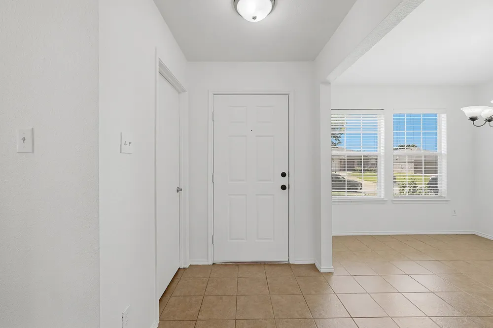 1219 Eagles Nest Trail Krum, TX 76249