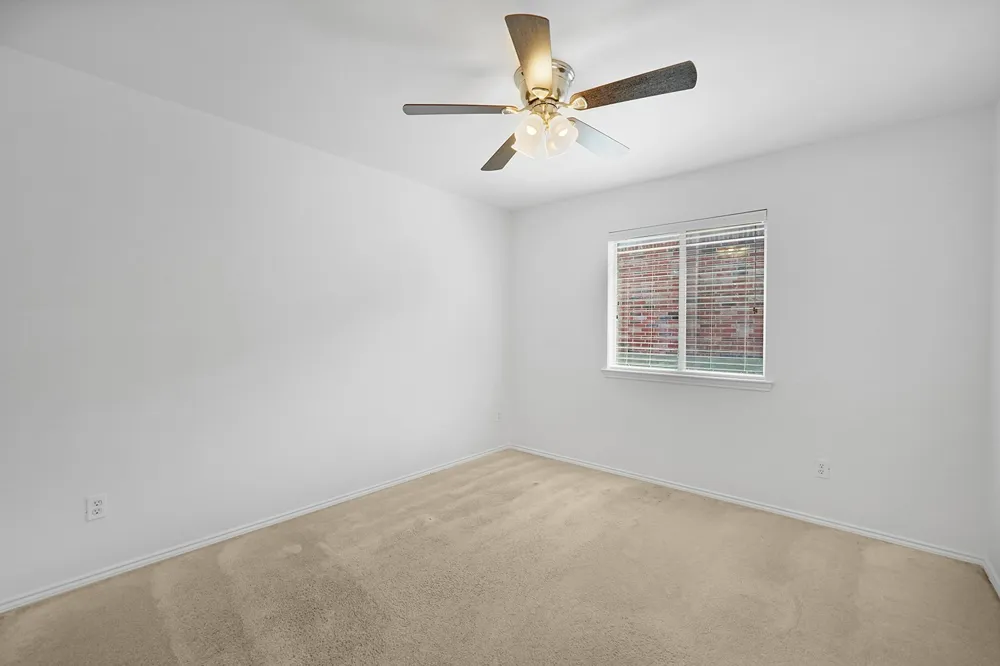 1219 Eagles Nest Trail Krum, TX 76249