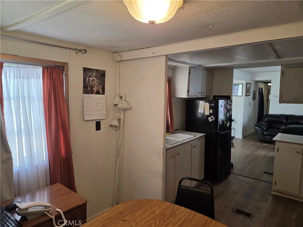 3040 Lakeview Drive Nice, CA 95464