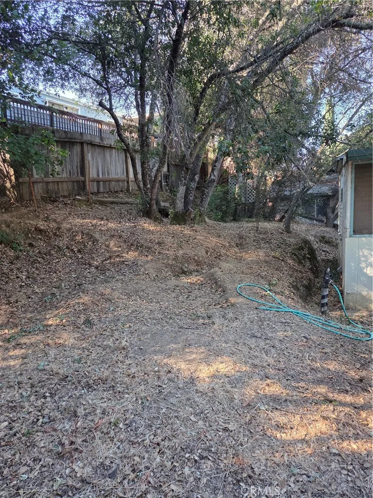 3040 Lakeview Drive Nice, CA 95464