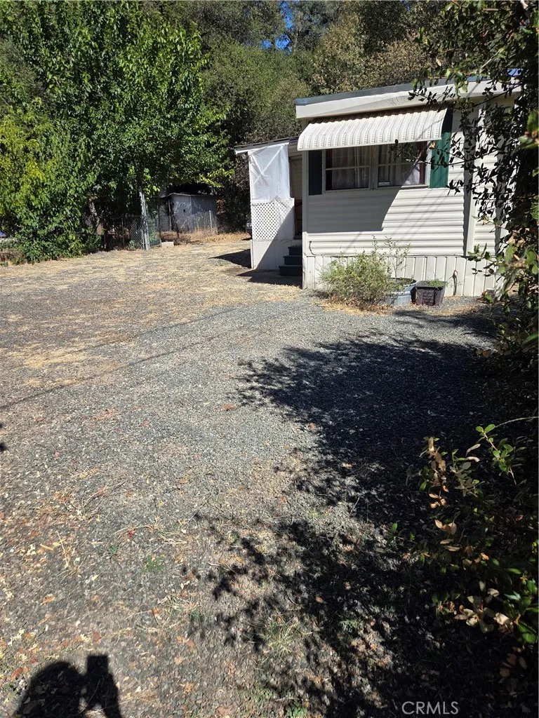 3040 Lakeview Drive Nice, CA 95464