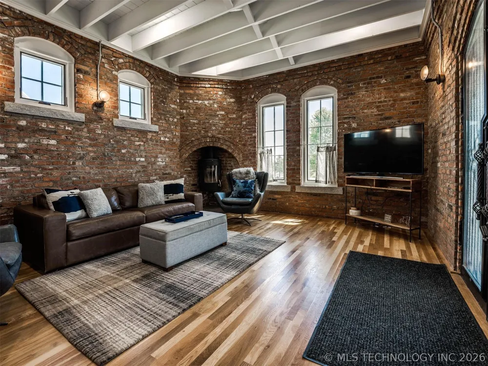43 Redbud Street #D Carlton Landing, OK 74432
