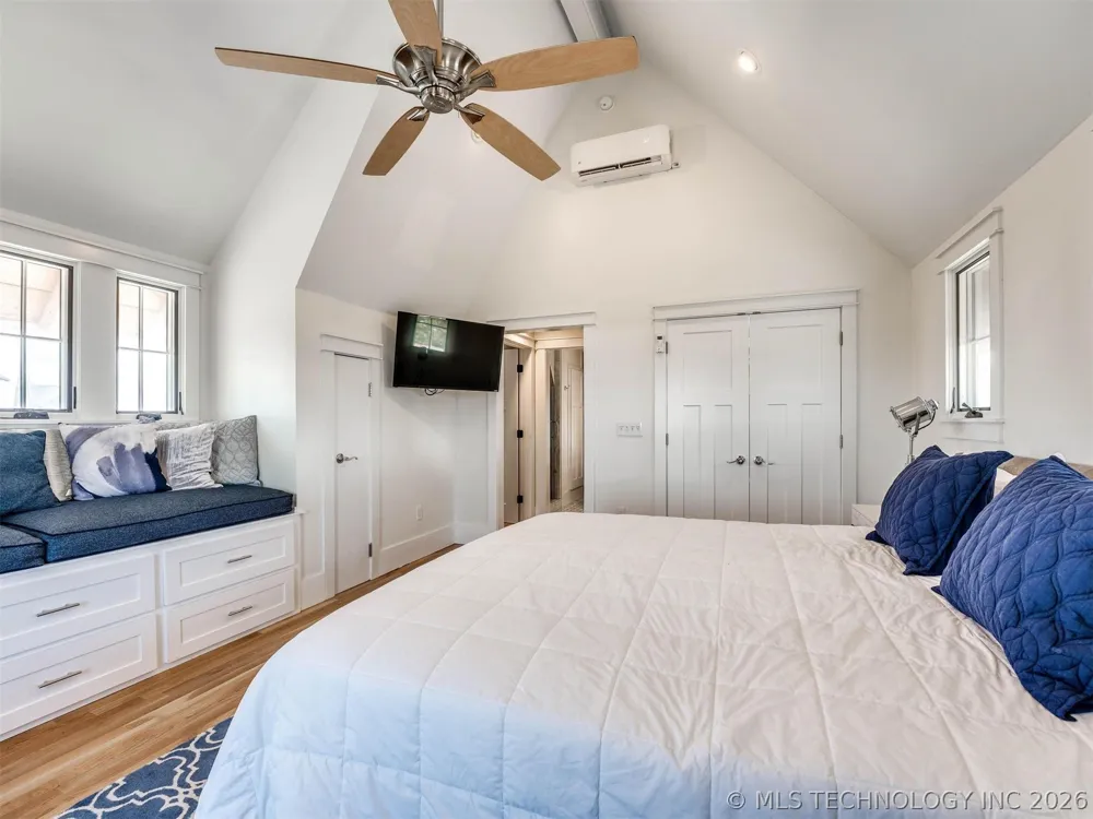 43 Redbud Street #D Carlton Landing, OK 74432