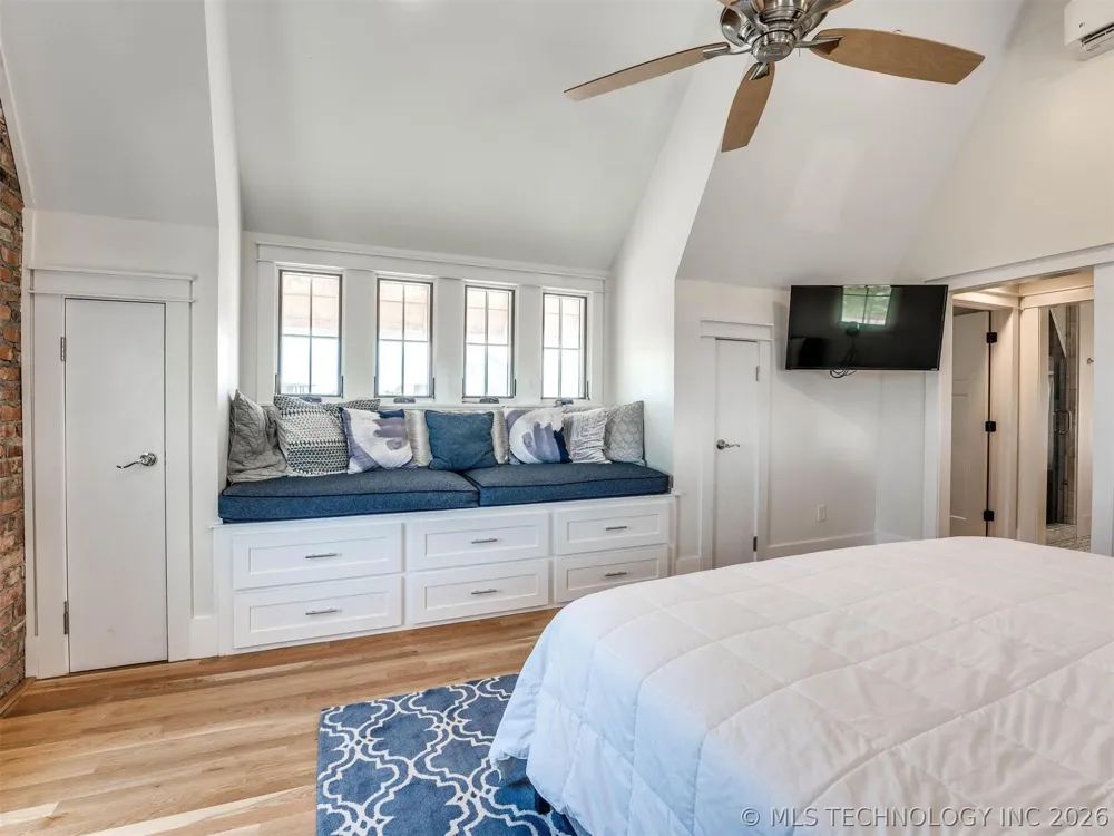 43 Redbud Street #D Carlton Landing, OK 74432