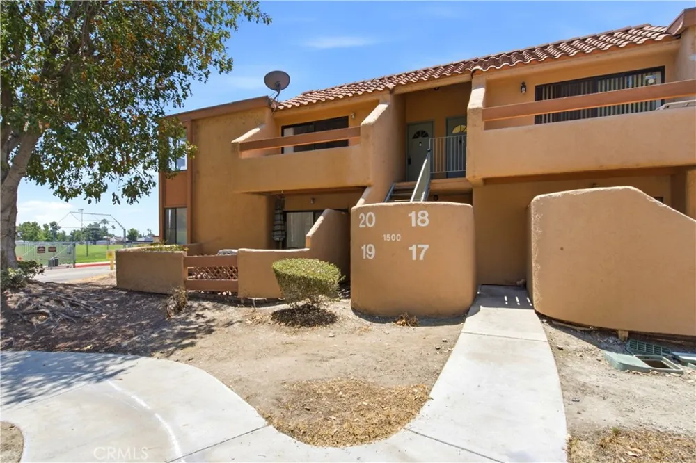 1500 West Edgehill Road #20 San Bernardino, CA 92405