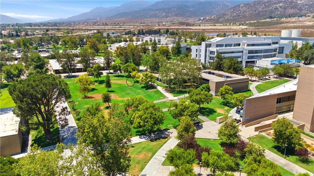 1500 West Edgehill Road #20 San Bernardino, CA 92405