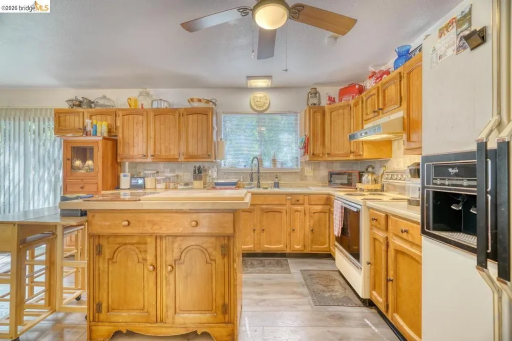 19215 Ferretti Rd. Groveland, CA 95321