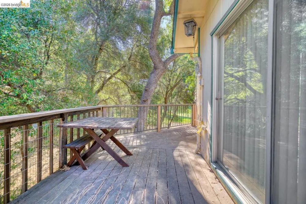 19215 Ferretti Rd. Groveland, CA 95321
